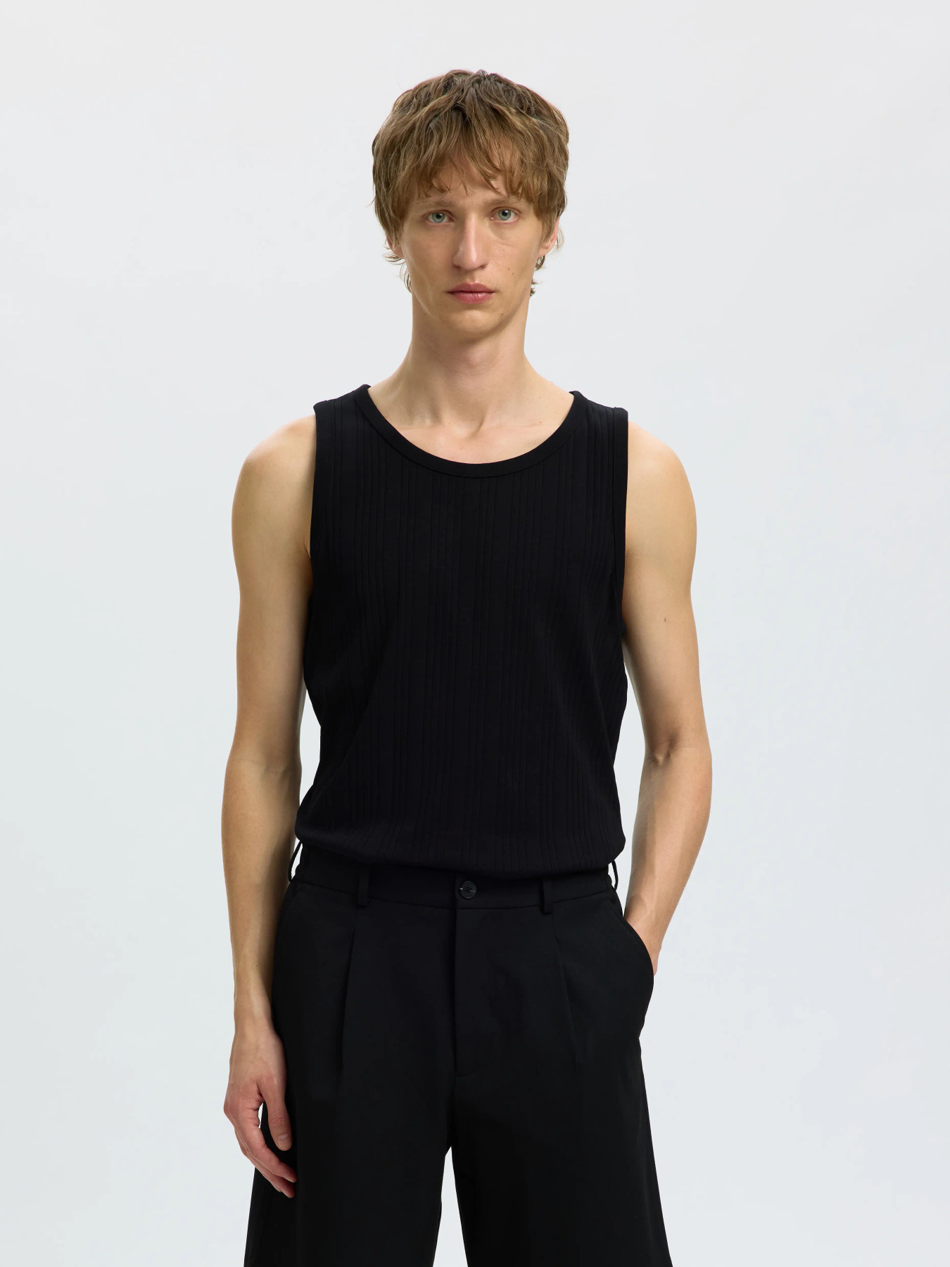 F_16101626_M_5093489_Front_1 SELECTED TANK TOP SLHANDRE BLACK - Image 1